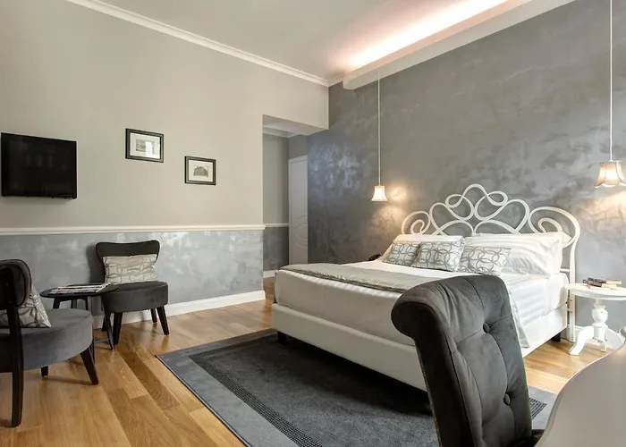 Relais De L'opera Luxury Гостевой дом 4*